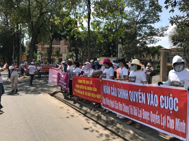 Chuyển[-]c&ocirc;ng[-]an[-]xử[-]l&yacute;[-]C&ocirc;ng[-]ty[-]Đất[-]Xanh[-]Long[-]An